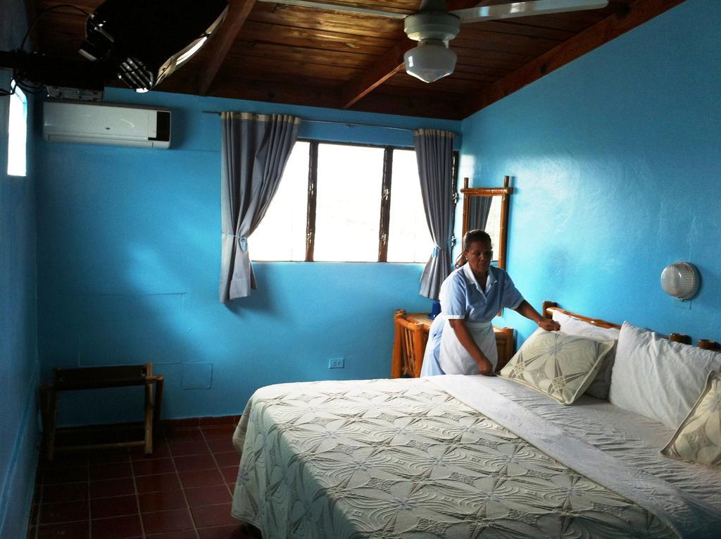 Hotel Caribe Barahona Esterno foto