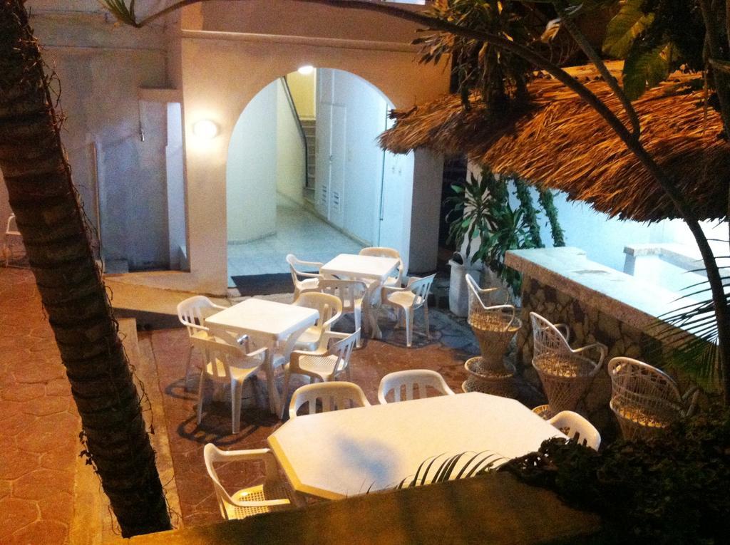 Hotel Caribe Barahona Esterno foto