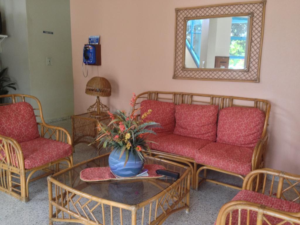 Hotel Caribe Barahona Esterno foto
