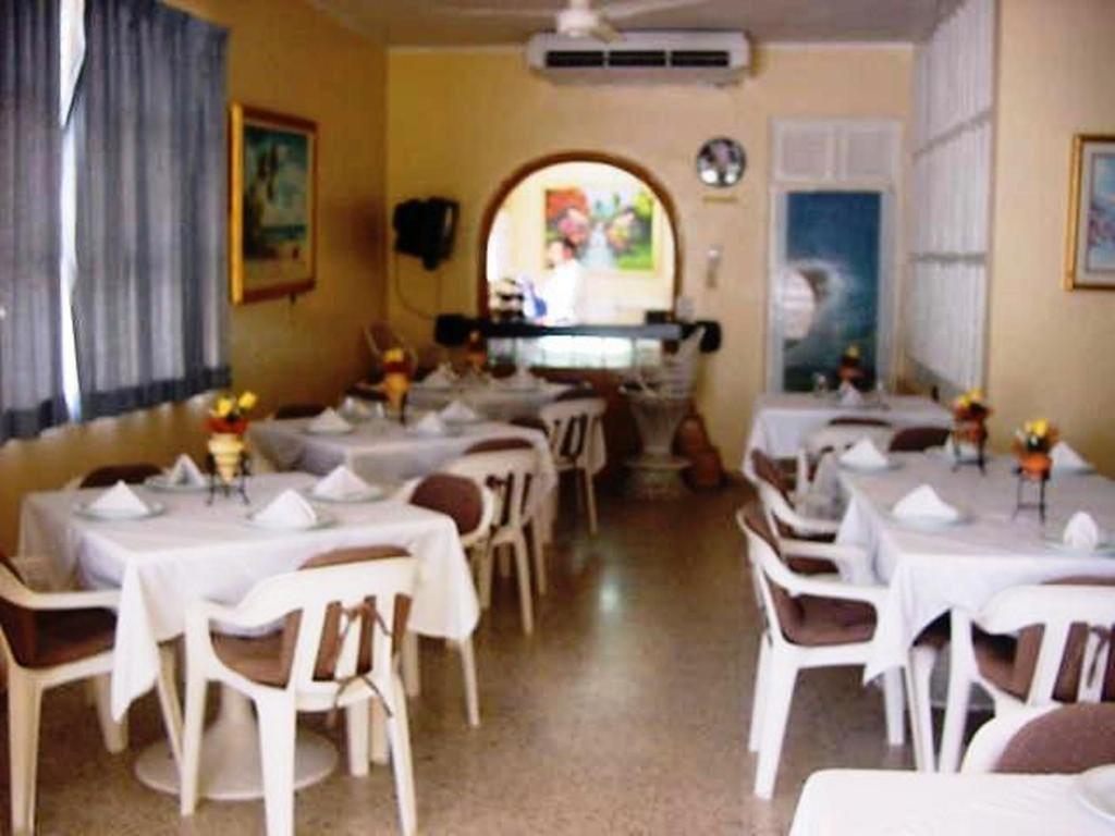Hotel Caribe Barahona Esterno foto