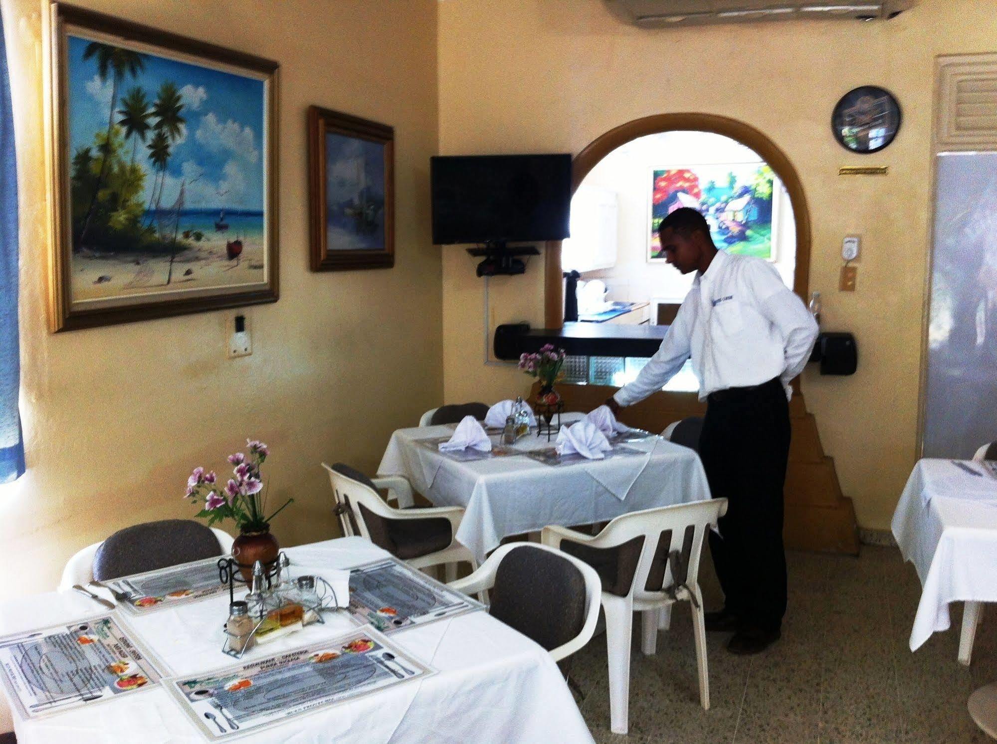Hotel Caribe Barahona Esterno foto