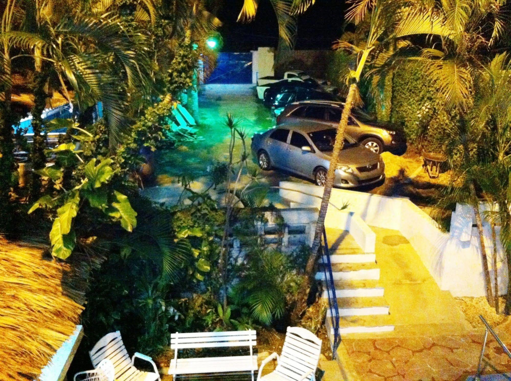 Hotel Caribe Barahona Esterno foto